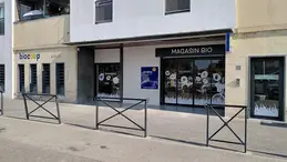 521-biocoop-arelate-arles-magasin-bio-facade.webp